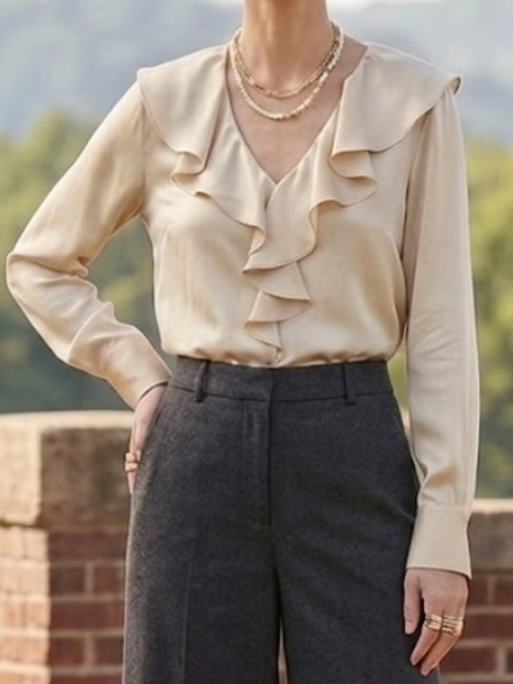 COS Ruffle V-Neck Blouse Off-White Cream Long Sleeve Silk Blend Top US 12